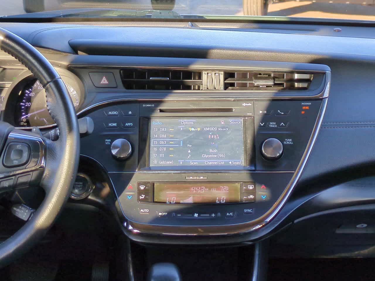 Thumbnail: 2018 Toyota Avalon - 17