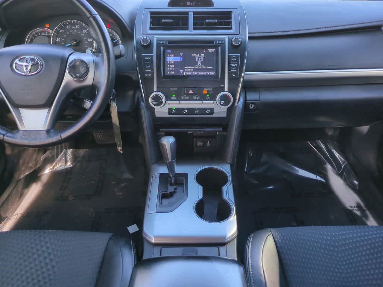 Thumbnail: 2014 Toyota Camry - 18