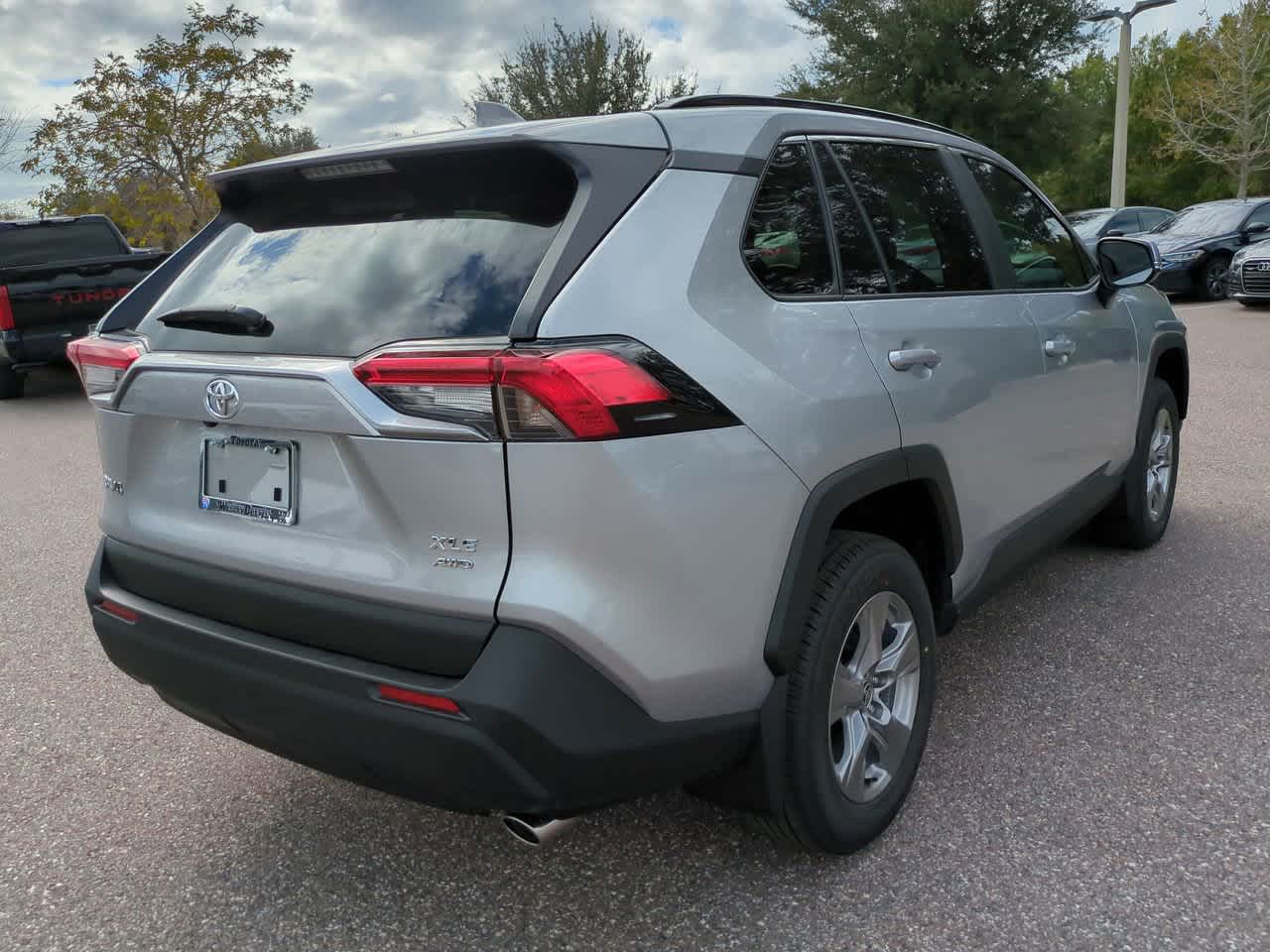 Thumbnail: 2025 Toyota RAV4 - 6