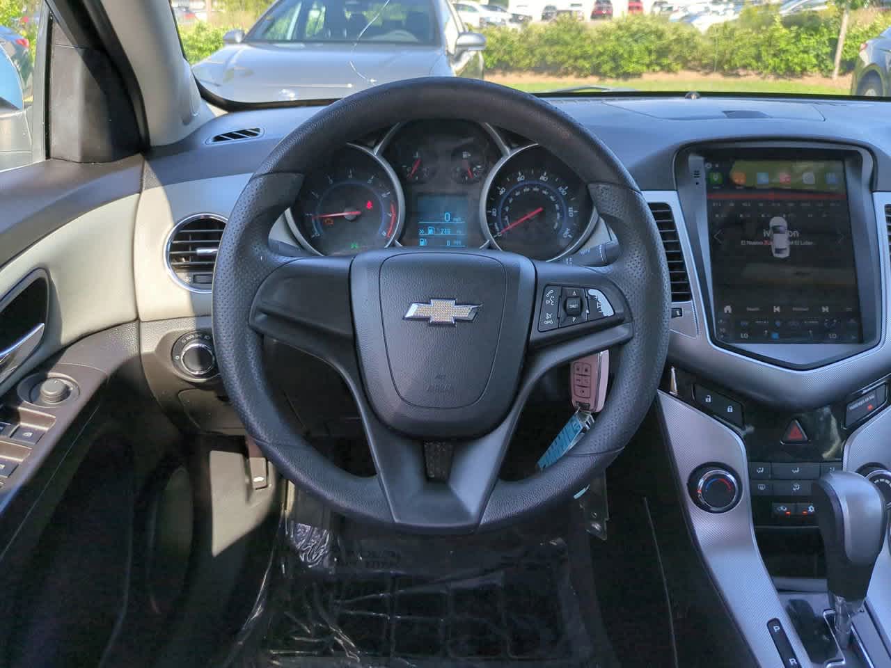 Thumbnail: 2012 Chevrolet Cruze - 14
