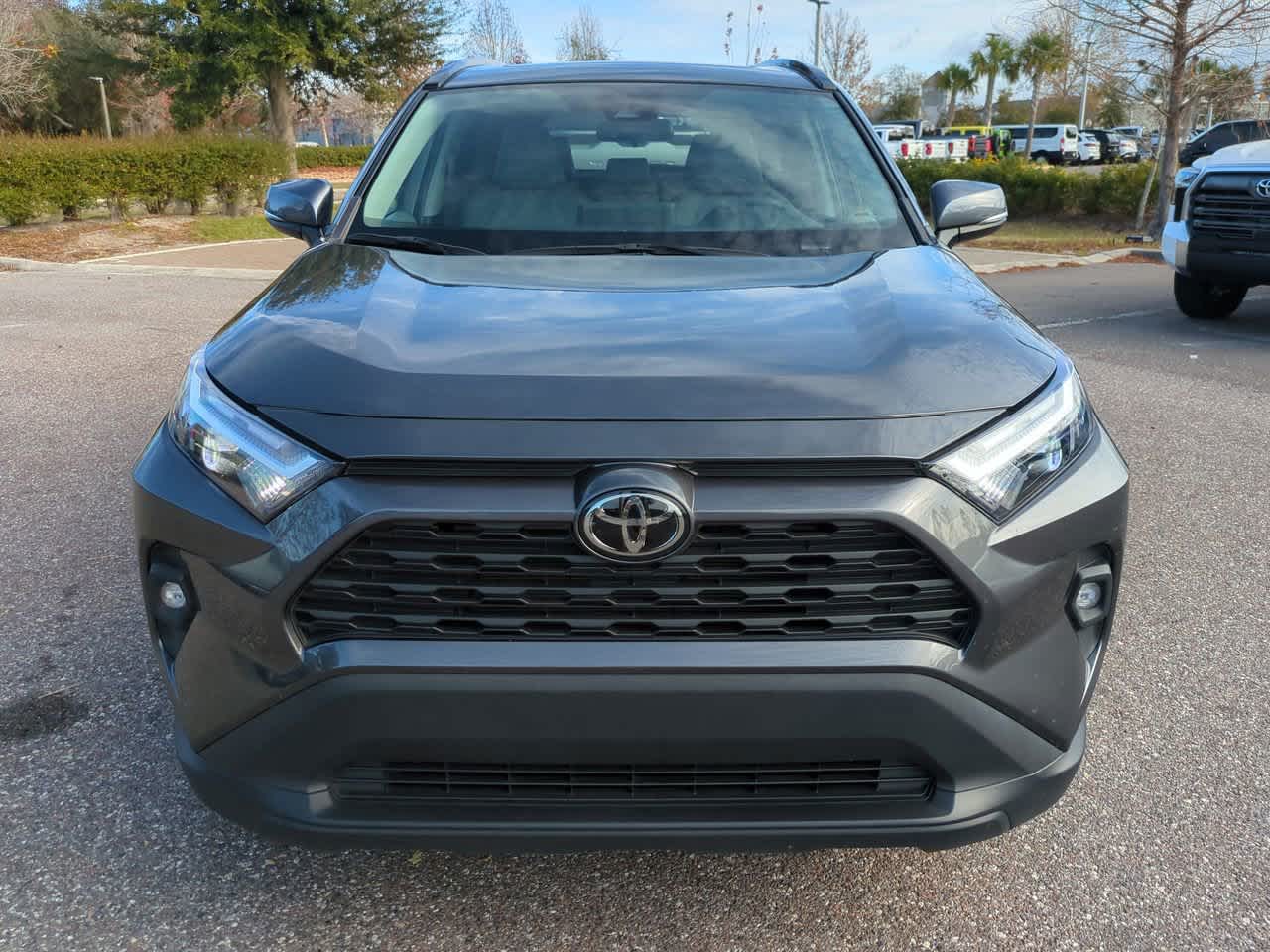 Thumbnail: 2022 Toyota RAV4 - 9