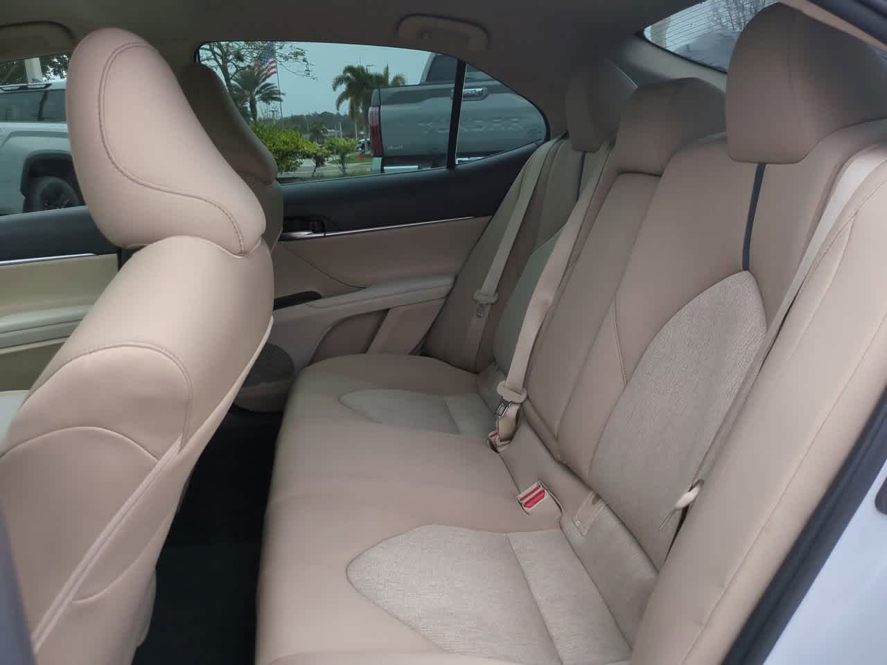 Thumbnail: 2022 Toyota Camry - 13