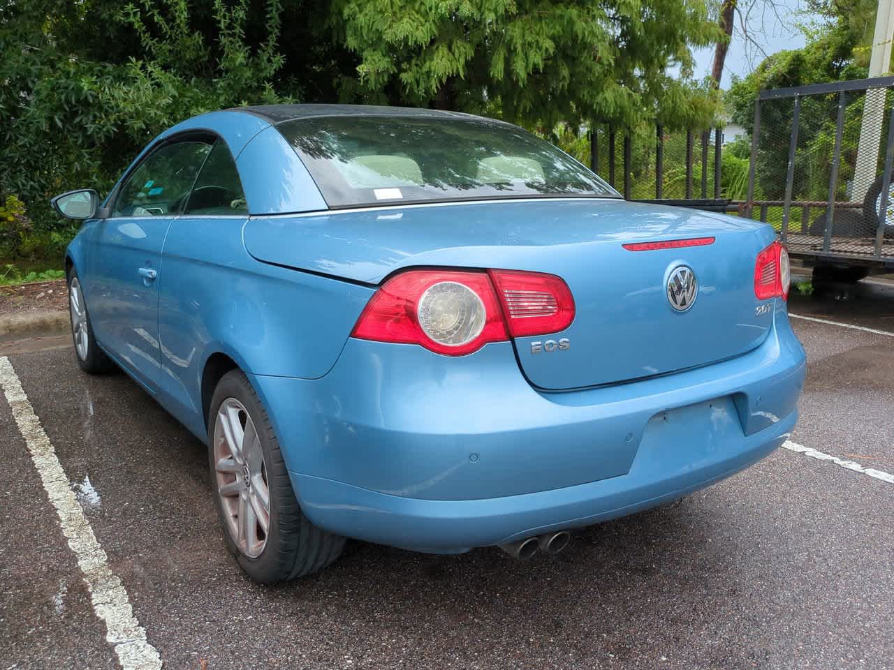 Thumbnail: 2009 Volkswagen Eos - 3
