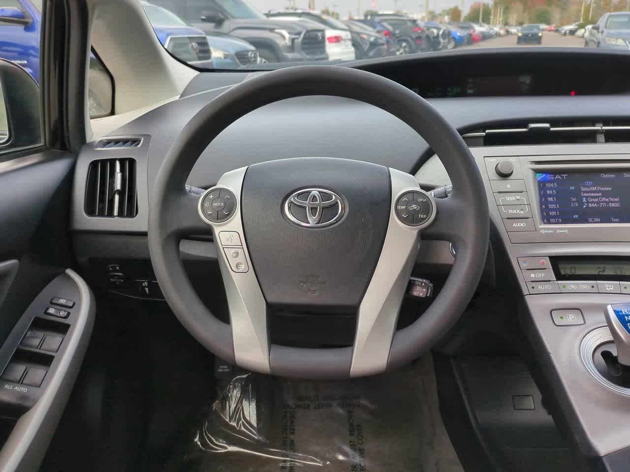 Thumbnail: 2013 Toyota Prius - 15