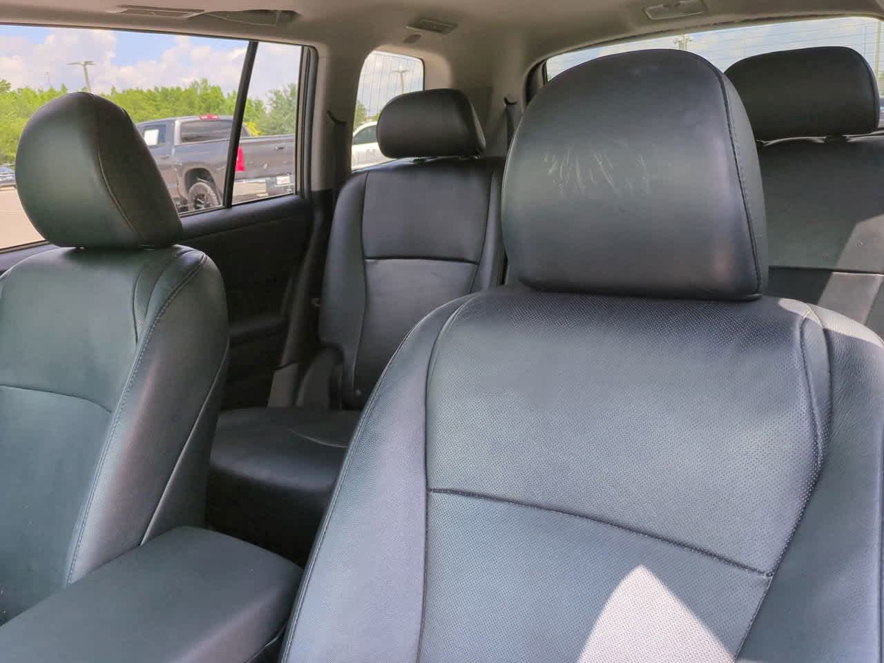 Thumbnail: 2013 Toyota Highlander - 8
