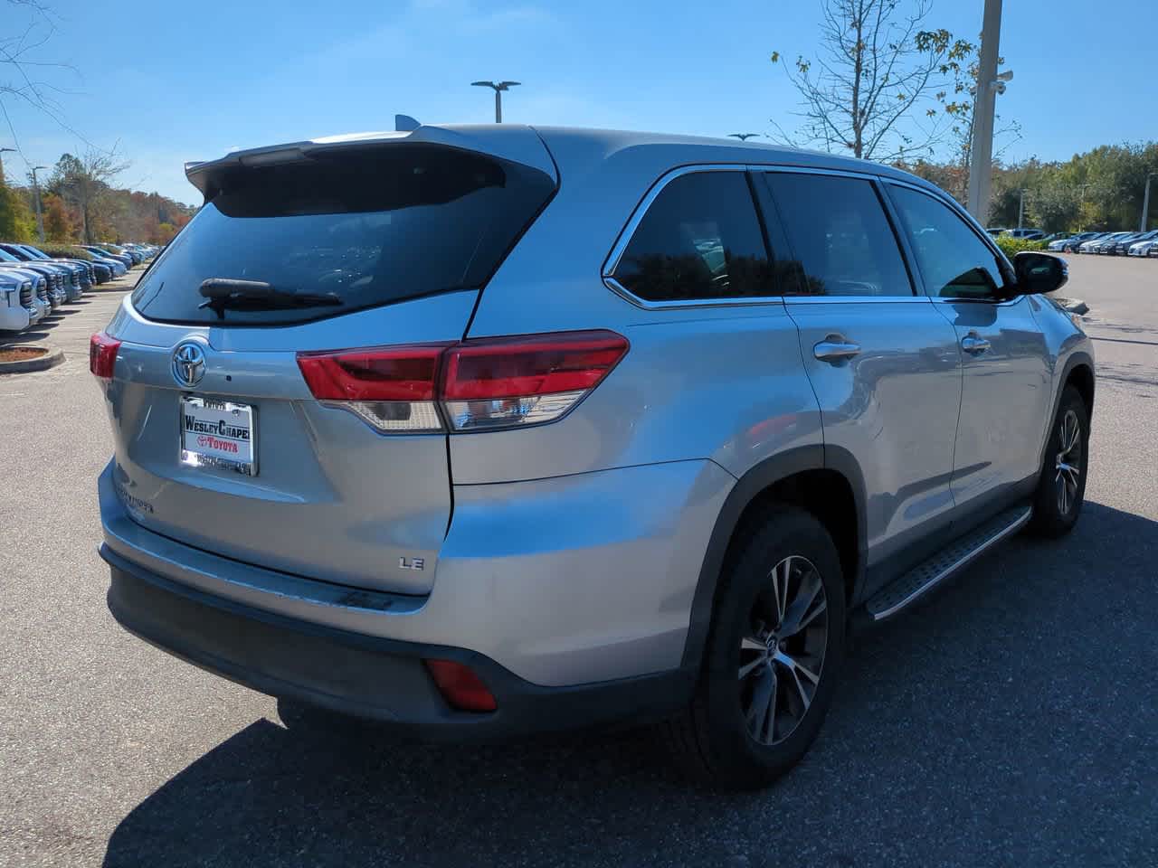 Thumbnail: 2019 Toyota Highlander - 6