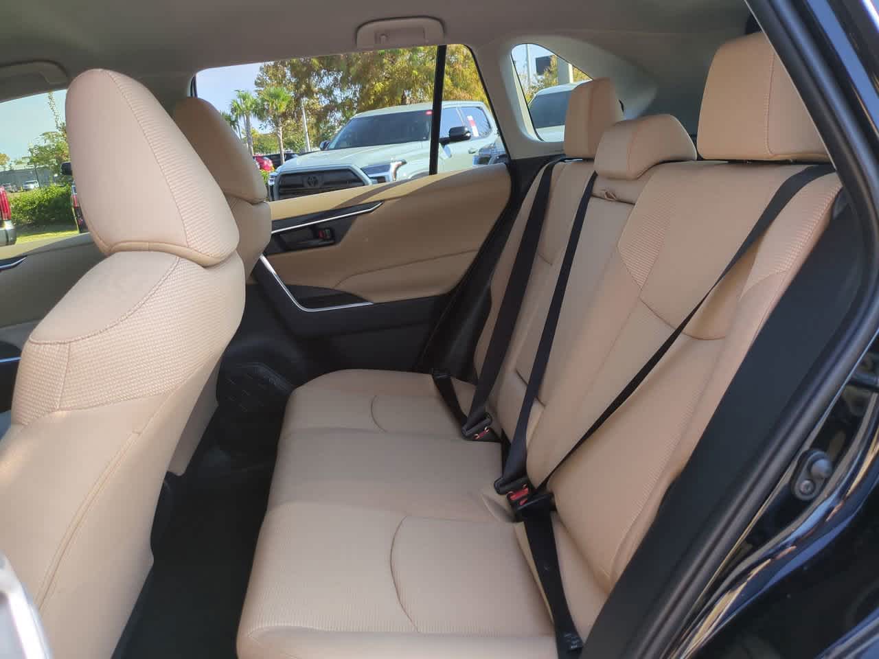 Thumbnail: 2025 Toyota RAV4 - 13