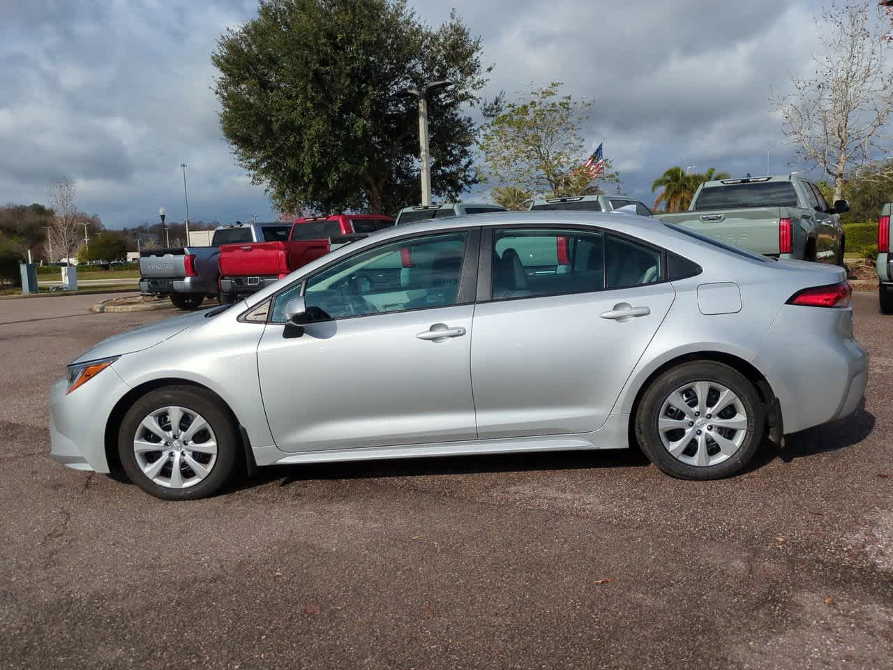 Thumbnail: 2025 Toyota Corolla - 3