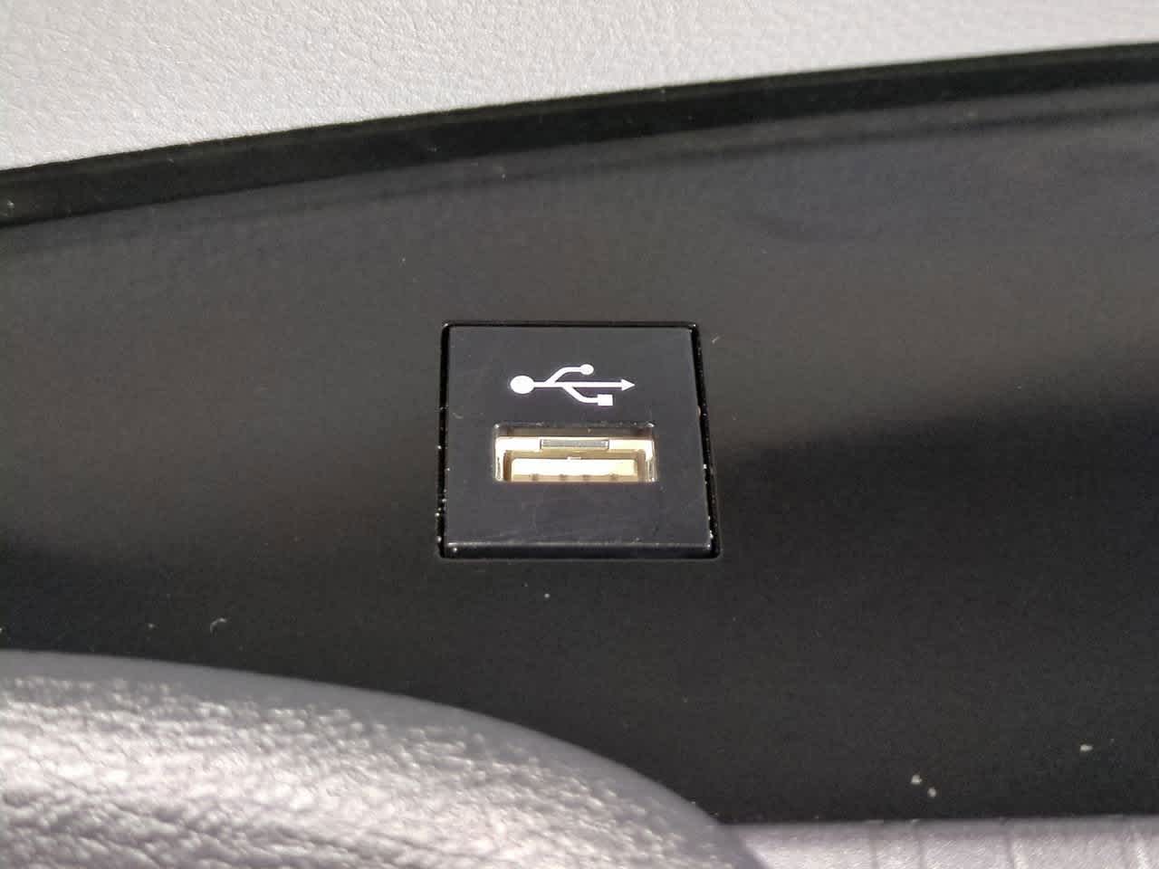 Thumbnail: 2025 Toyota Sienna - 21