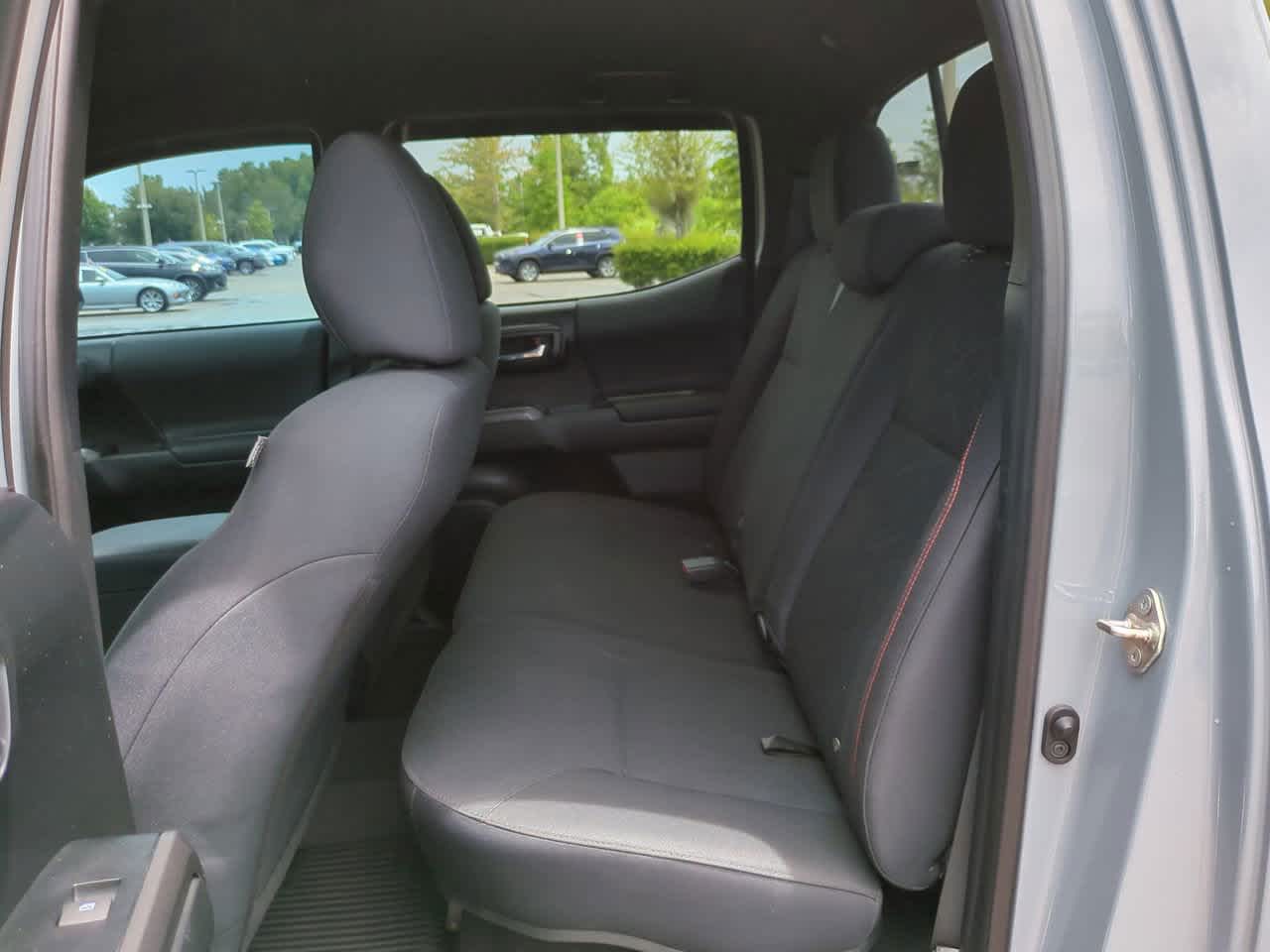 Thumbnail: 2019 Toyota Tacoma - 13