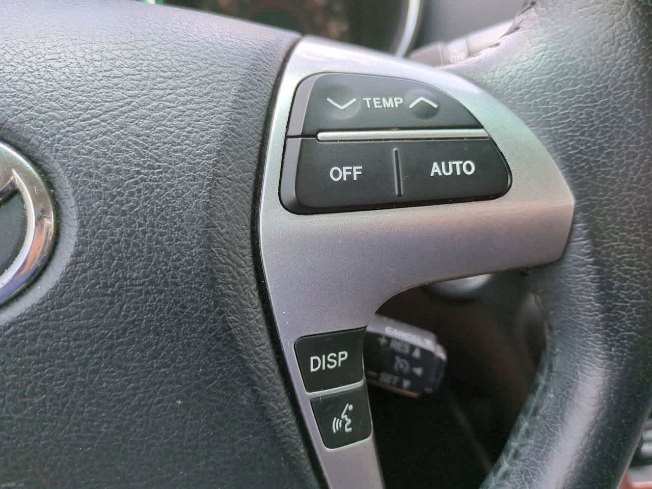 Thumbnail: 2013 Toyota Highlander - 25