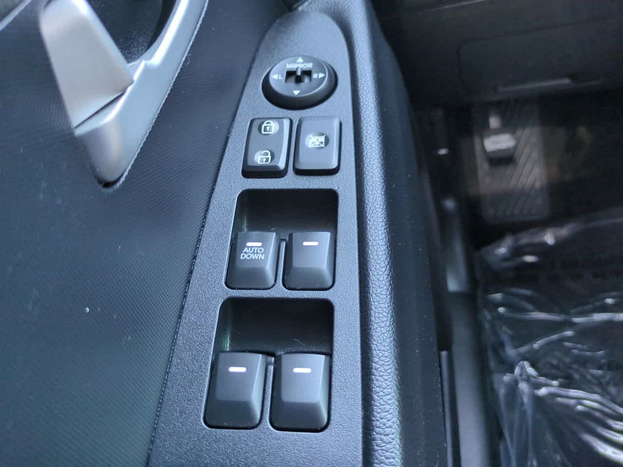 Thumbnail: 2015 Kia Sportage - 21