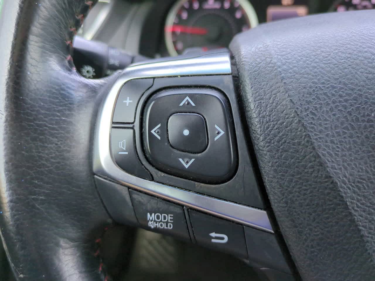 Thumbnail: 2016 Toyota Camry - 21