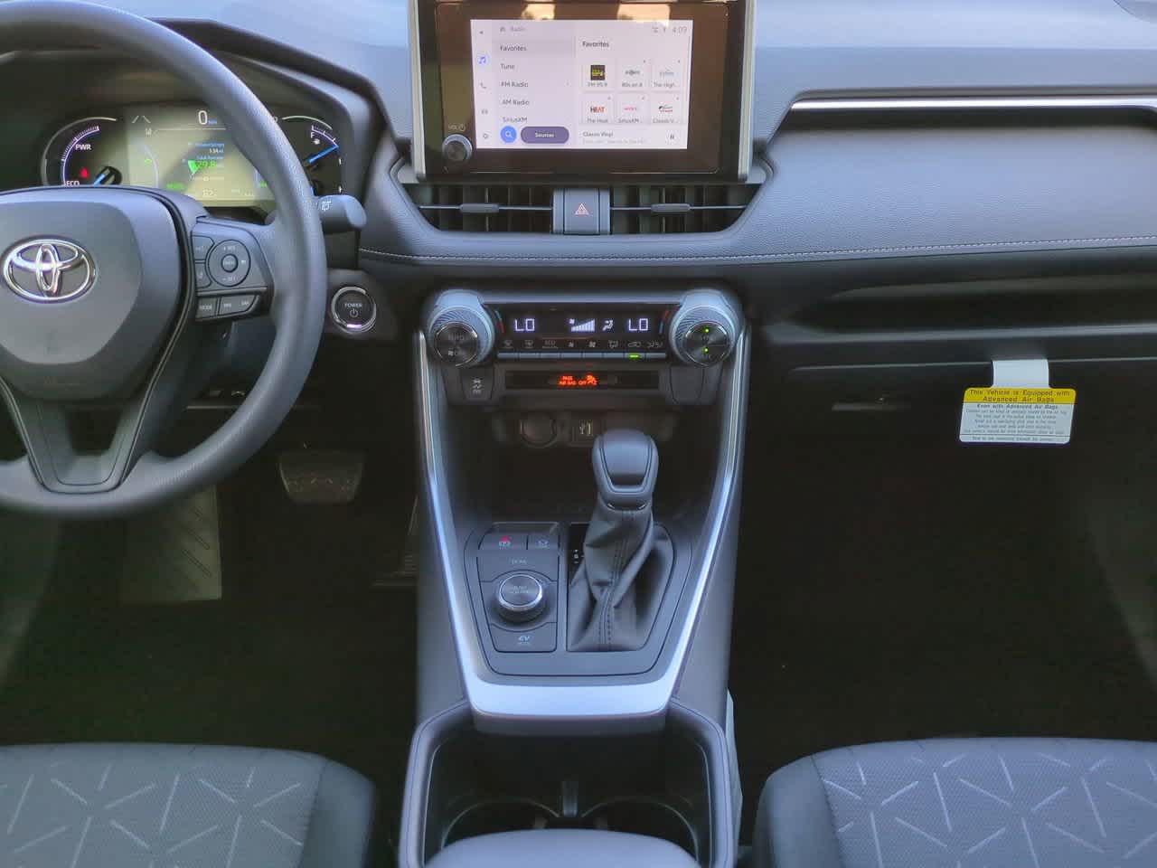 Thumbnail: 2025 Toyota RAV4 - 18