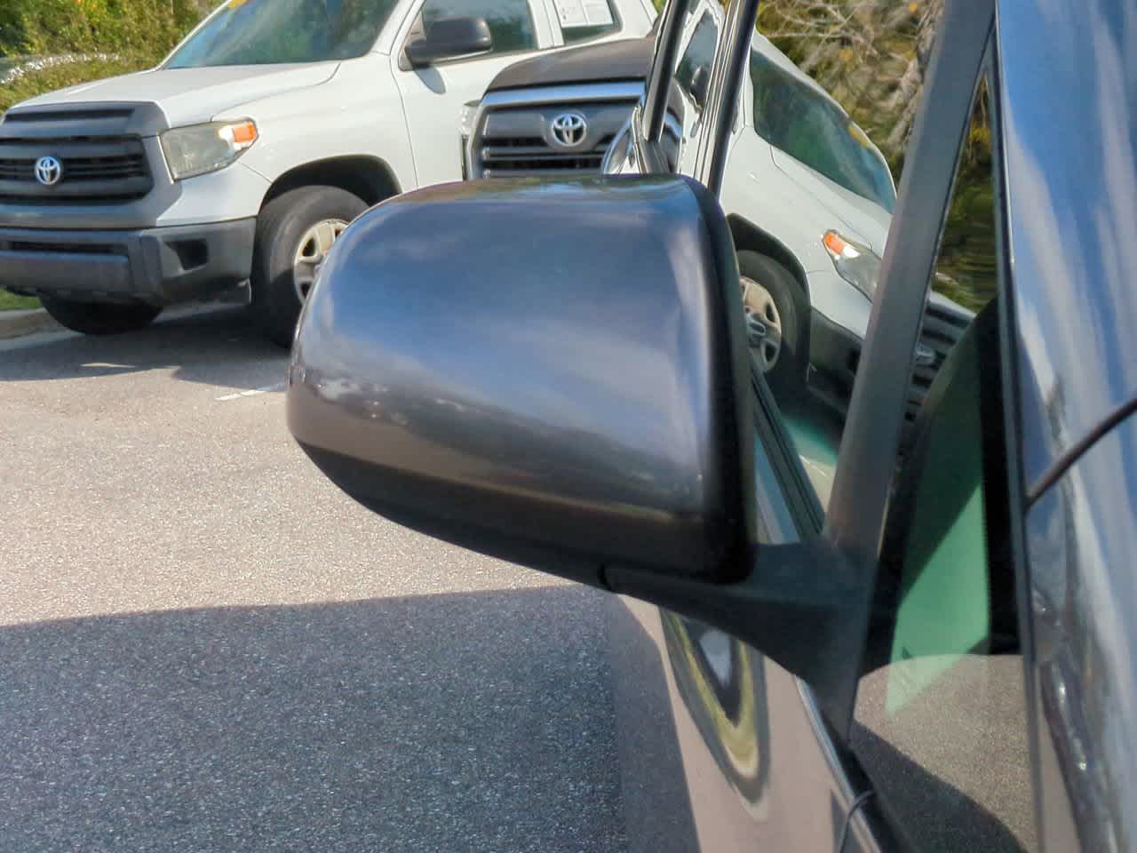 Thumbnail: 2012 Toyota Sienna - 12