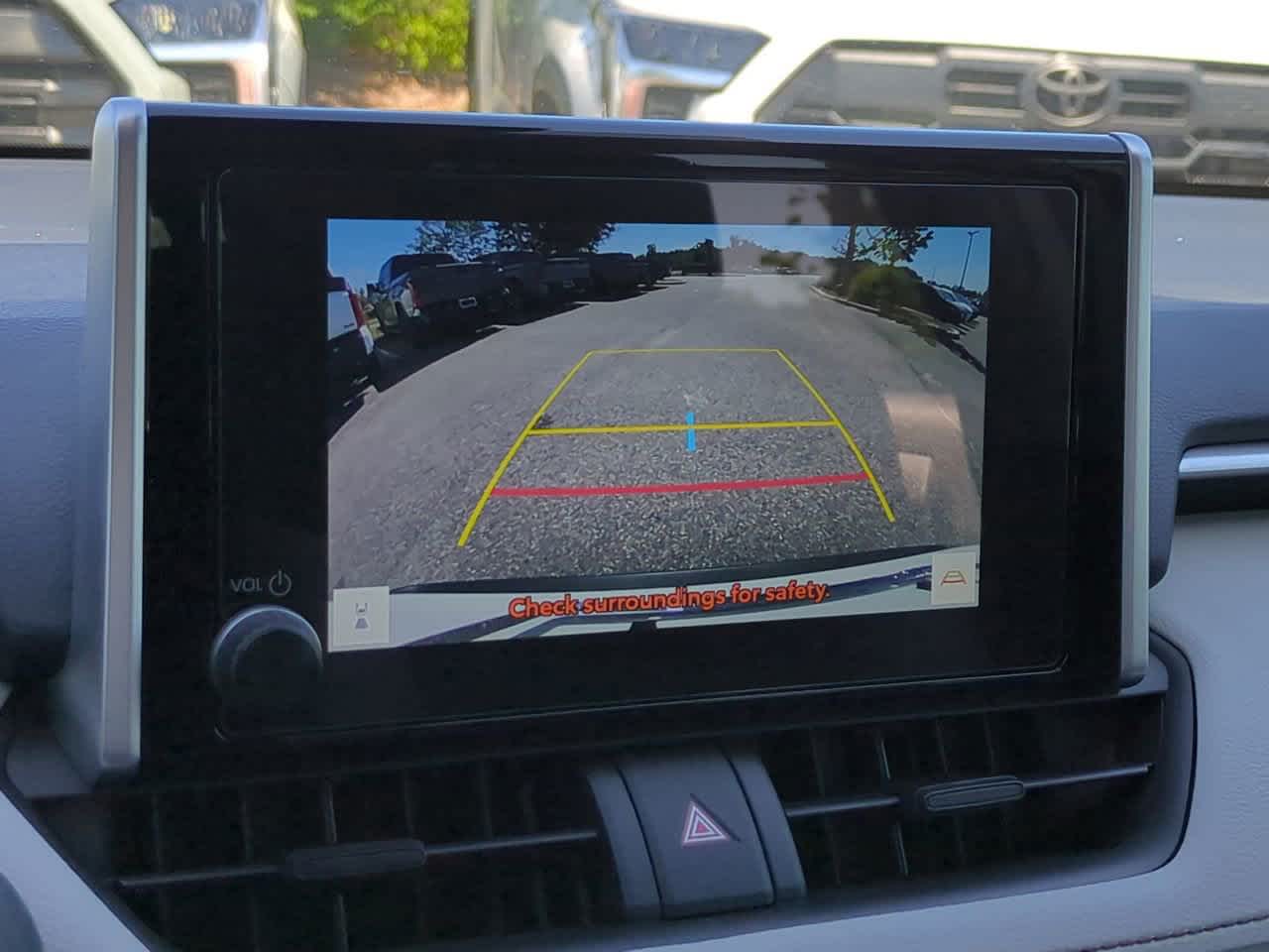 Thumbnail: 2025 Toyota RAV4 - 20