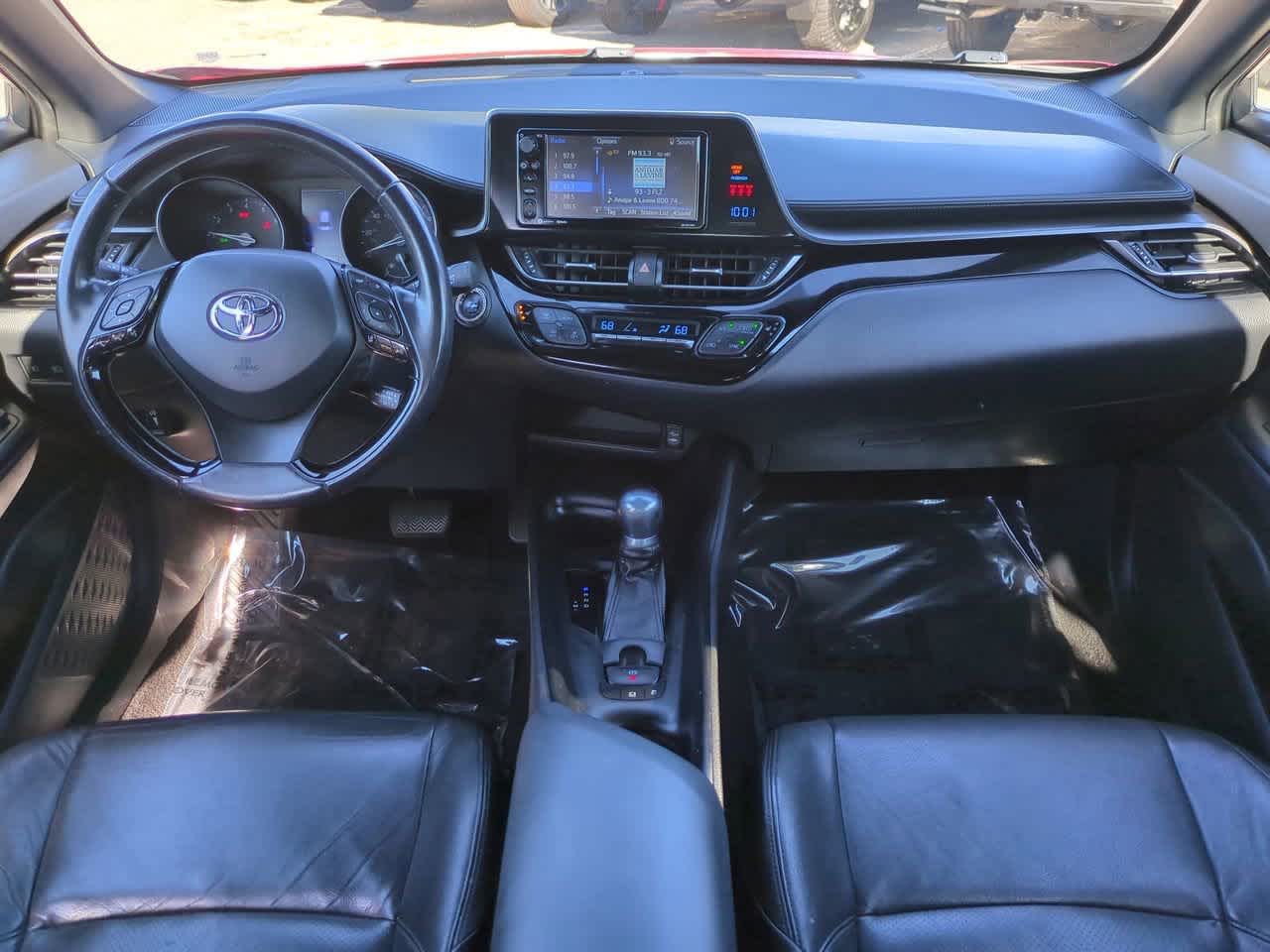 Thumbnail: 2018 Toyota C-HR - 14