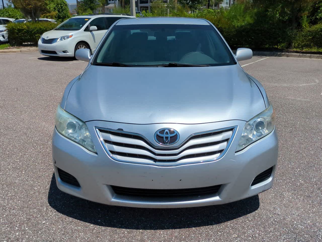 Thumbnail: 2011 Toyota Camry - 9