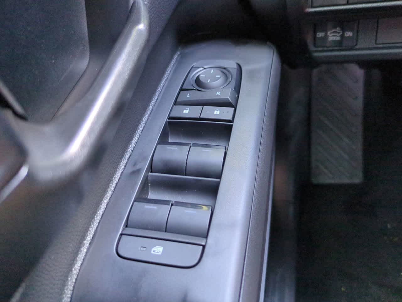 Thumbnail: 2025 Toyota Tacoma - 21