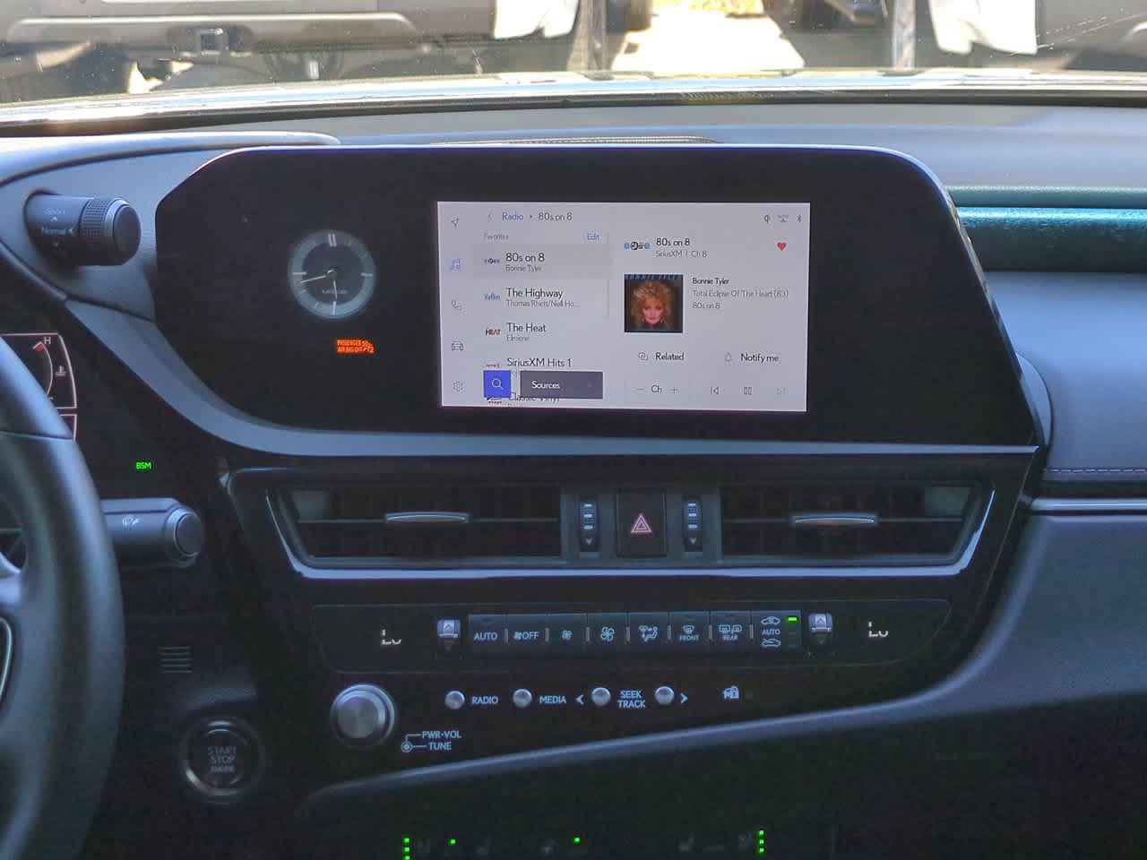 Thumbnail: 2024 Lexus ES - 17