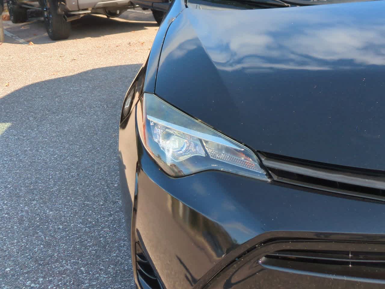 Thumbnail: 2017 Toyota Corolla - 10