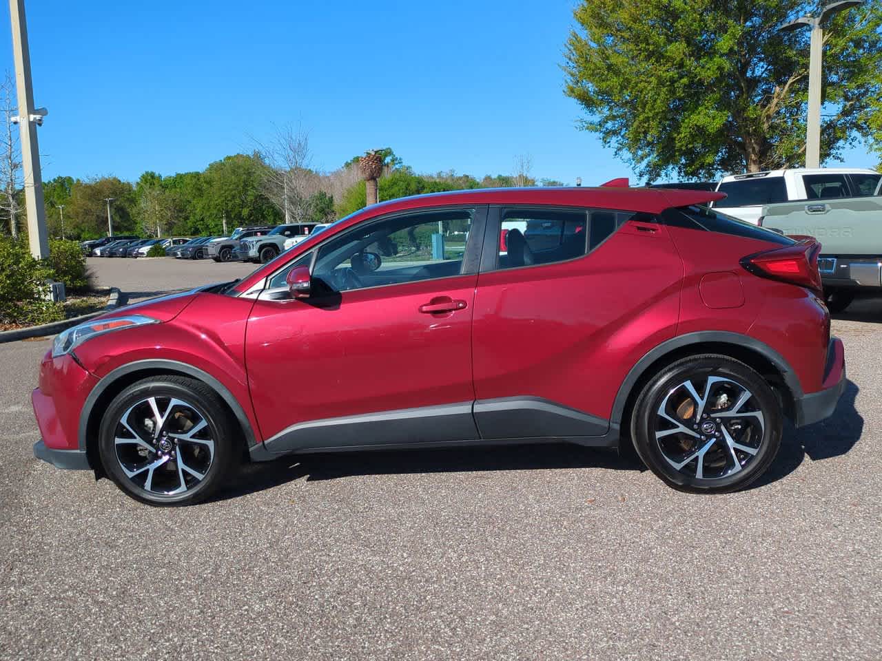 Thumbnail: 2018 Toyota C-HR - 3