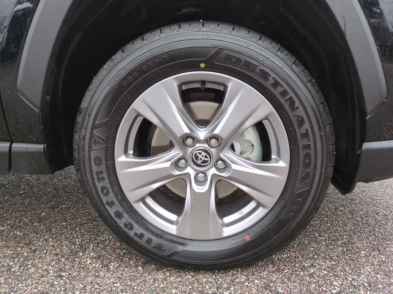 Thumbnail: 2025 Toyota RAV4 - 11