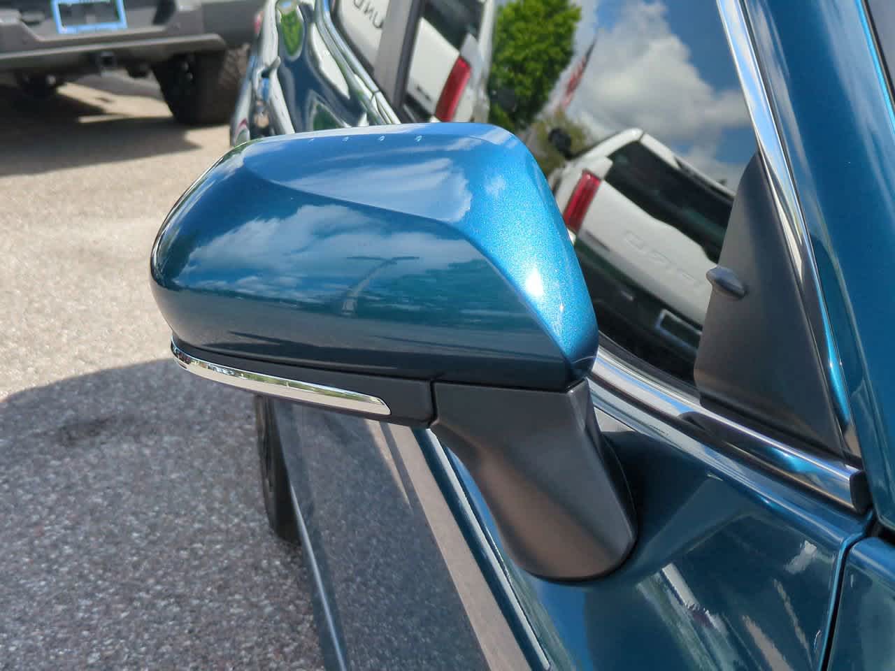 Thumbnail: 2025 Toyota Camry - 12