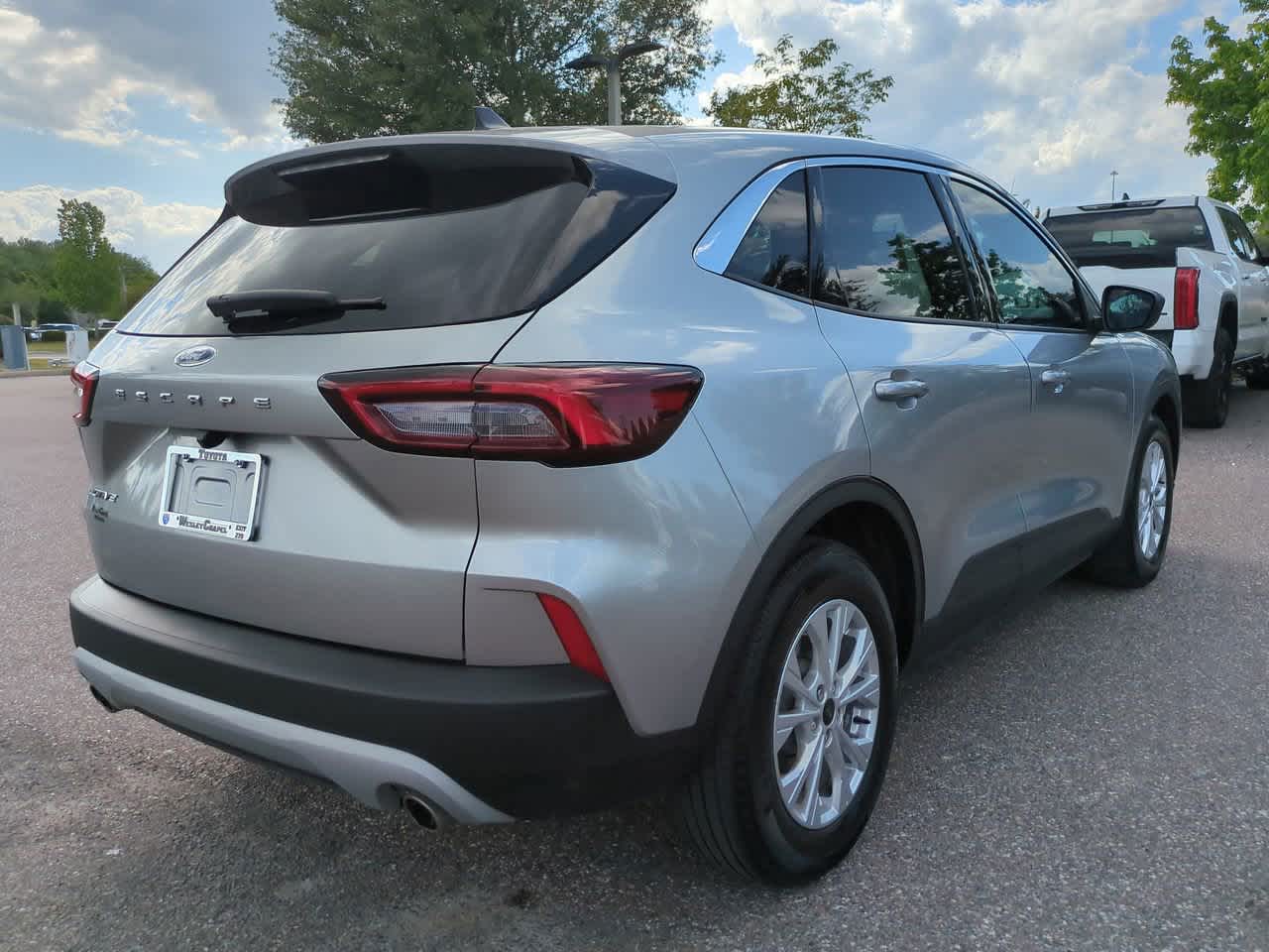 Thumbnail: 2023 Ford Escape - 6