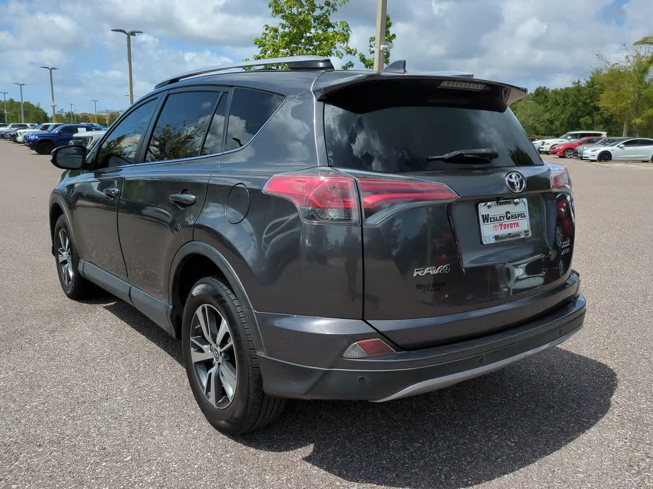 Thumbnail: 2017 Toyota RAV4 - 4