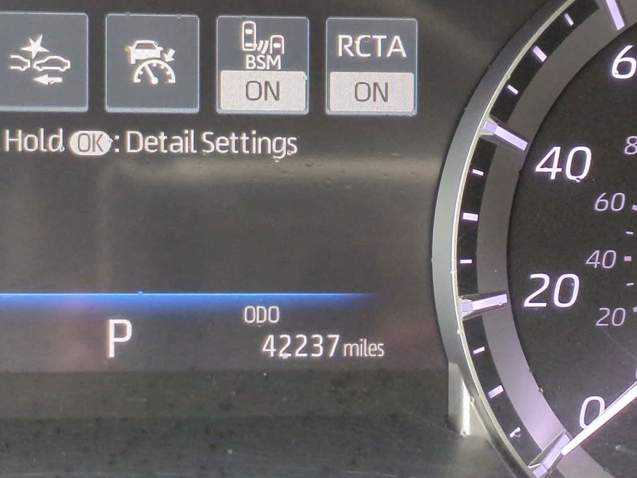 Thumbnail: 2023 Toyota Highlander - 27