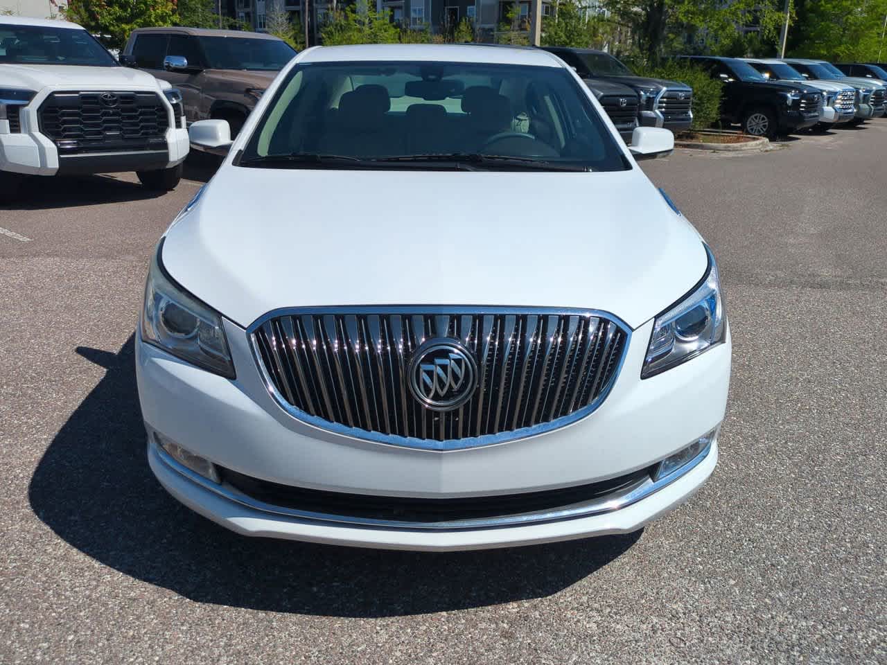Thumbnail: 2016 Buick LaCrosse - 9