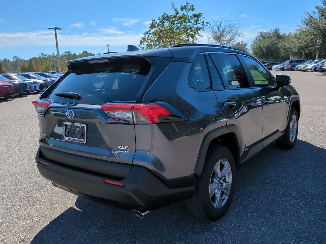 Thumbnail: 2025 Toyota RAV4 - 6