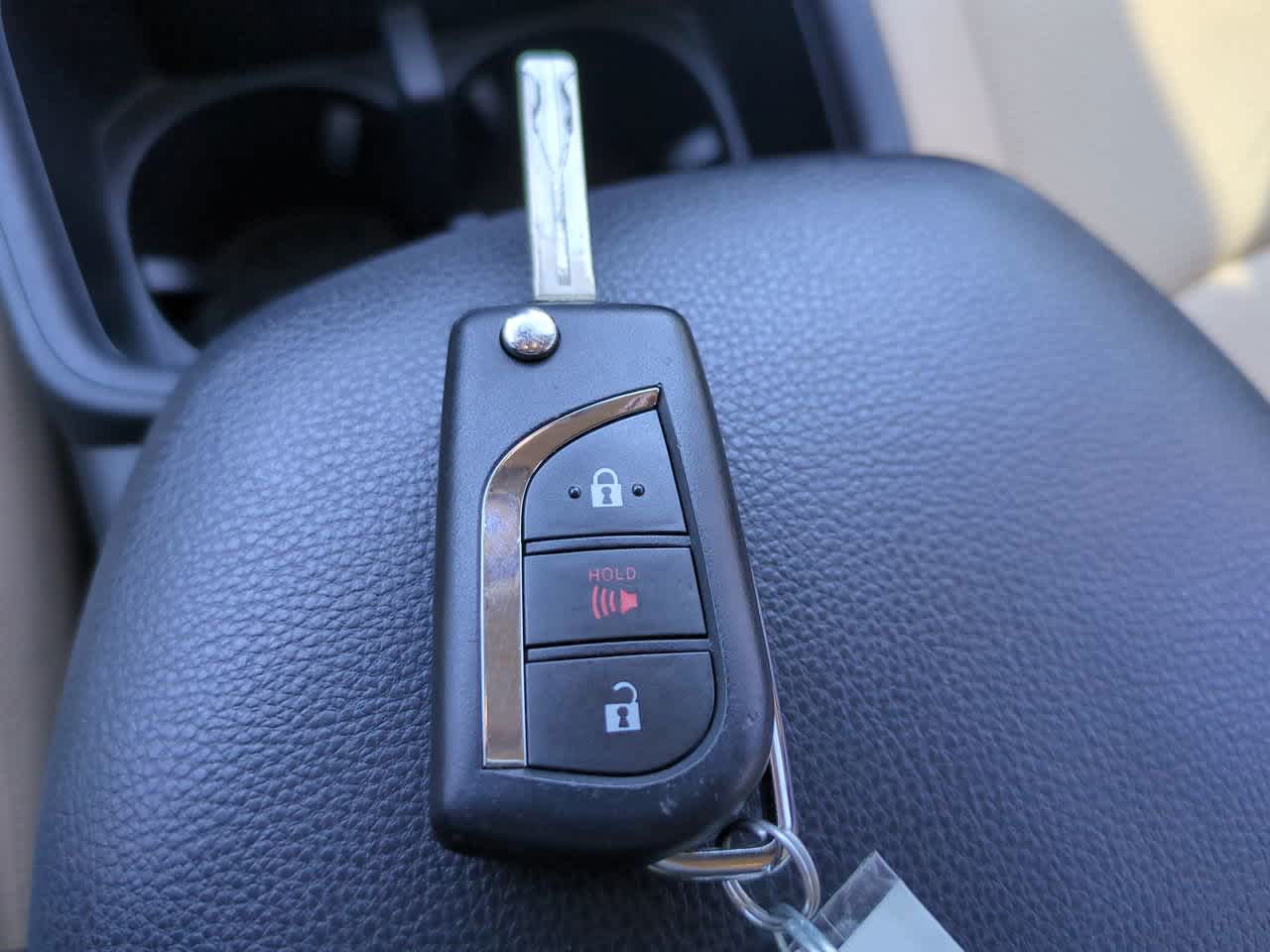 Thumbnail: 2024 Toyota RAV4 - 25