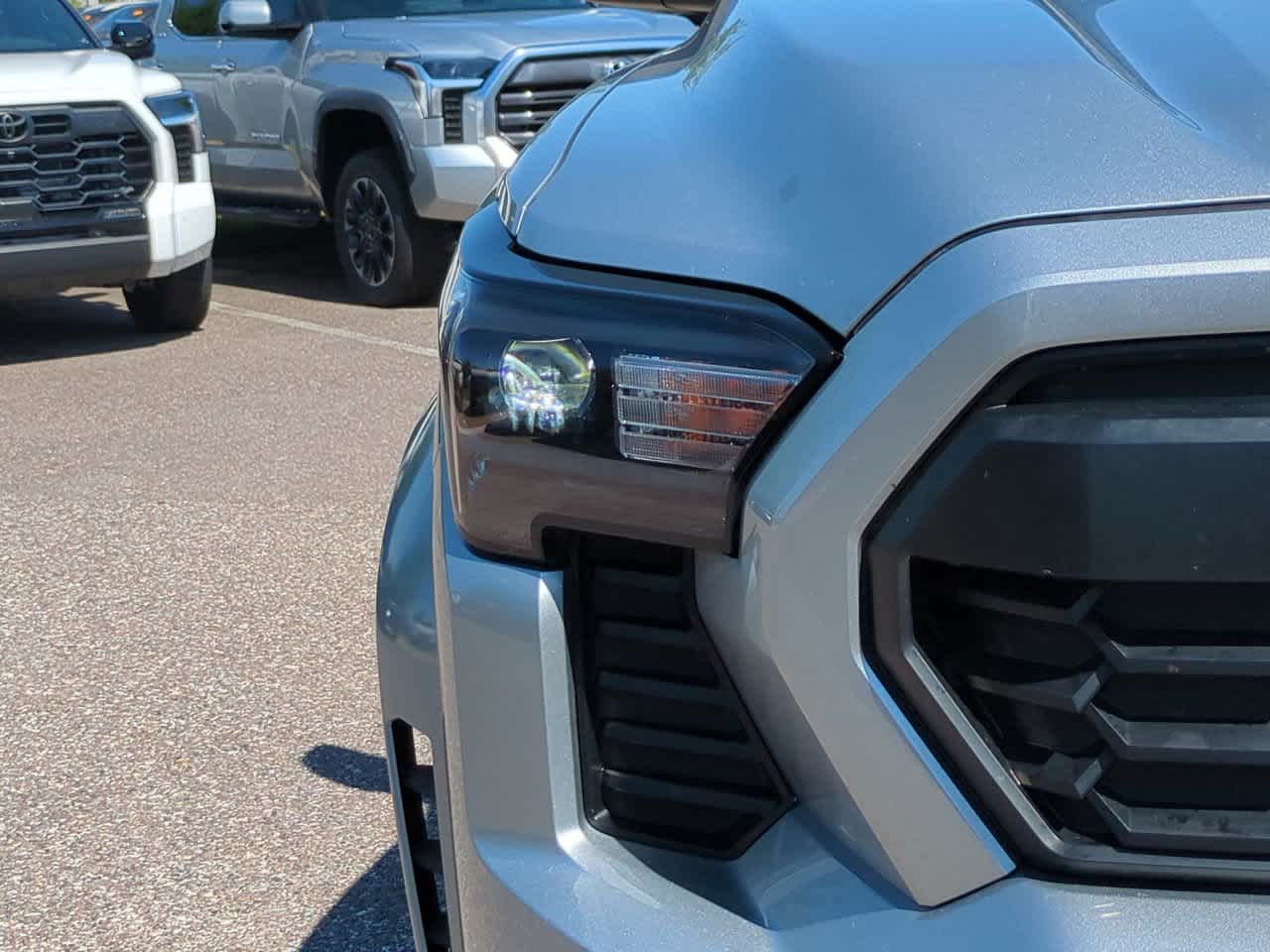 Thumbnail: 2024 Toyota Tacoma - 10
