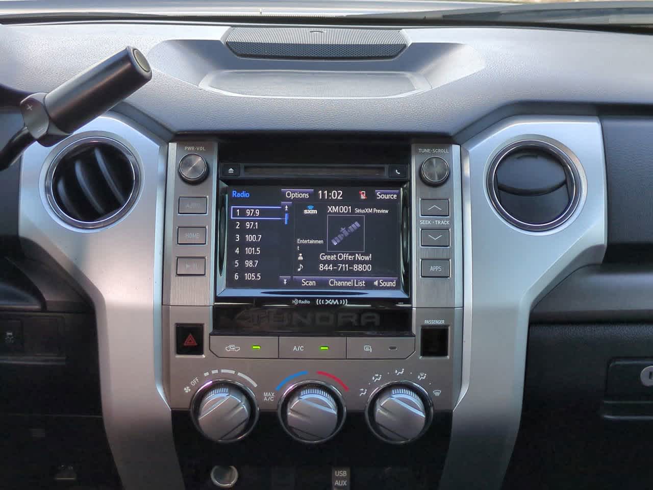 Thumbnail: 2015 Toyota Tundra - 17