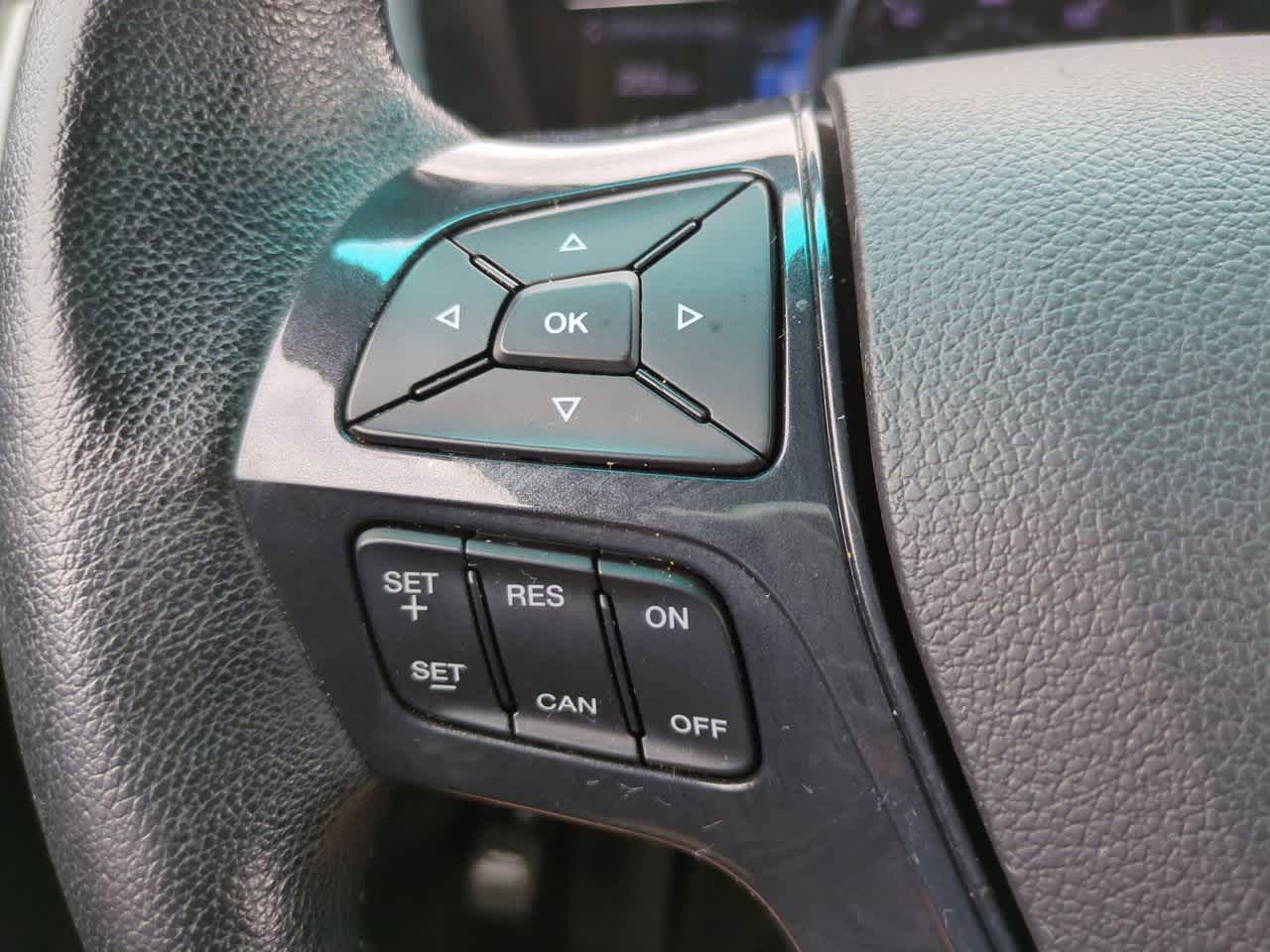 Thumbnail: 2016 Ford Explorer - 24