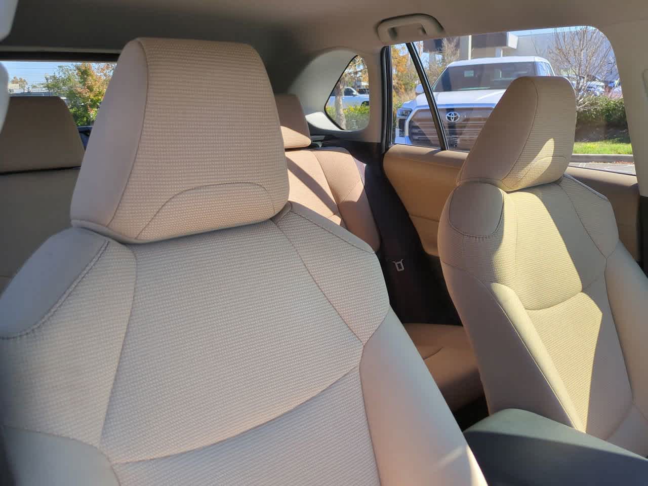 Thumbnail: 2025 Toyota RAV4 - 7