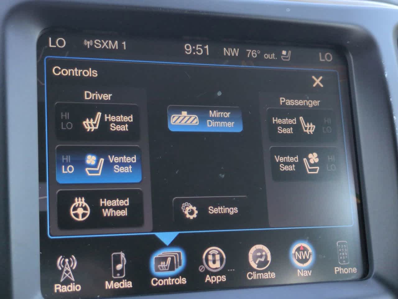 Thumbnail: 2014 Jeep Cherokee - 22