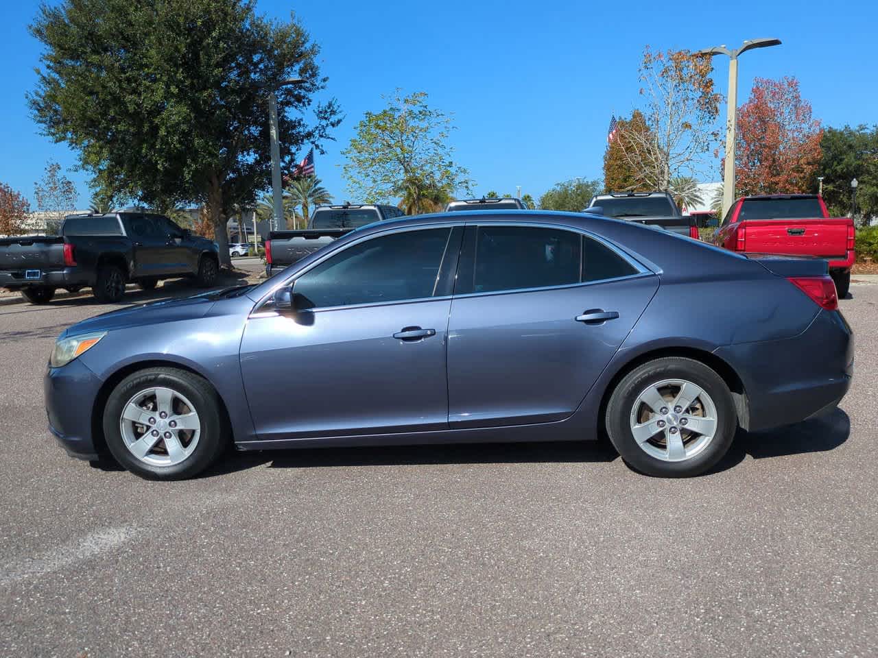 Thumbnail: 2013 Chevrolet Malibu - 3