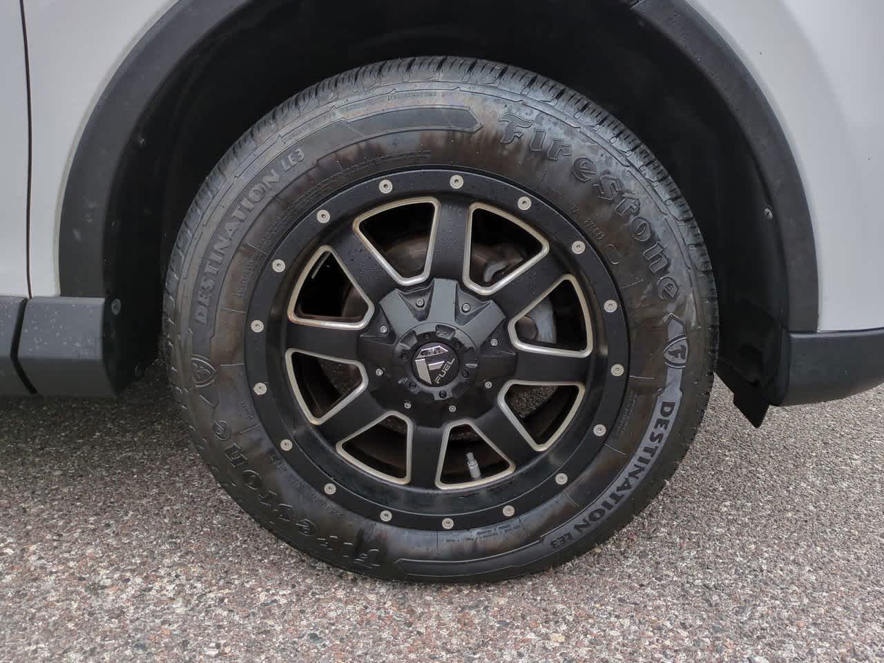 Thumbnail: 2017 Toyota RAV4 - 11