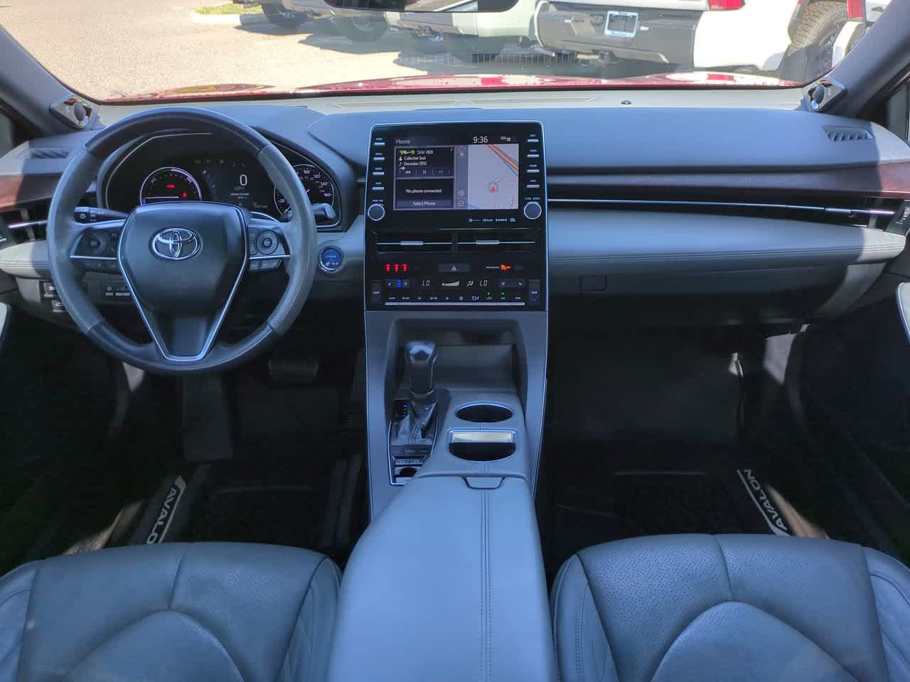Thumbnail: 2020 Toyota Avalon - 14