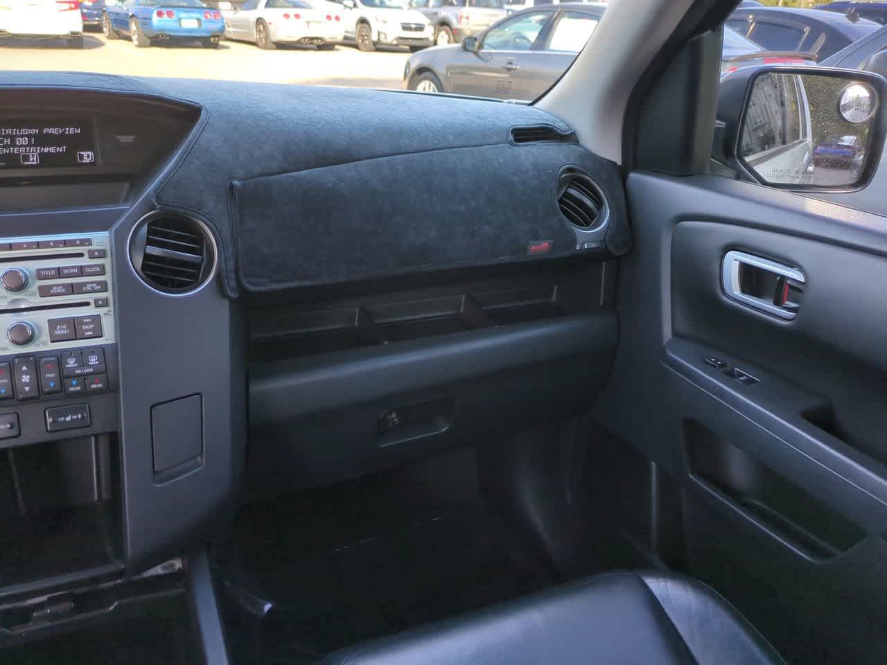 Thumbnail: 2011 Honda Pilot - 17