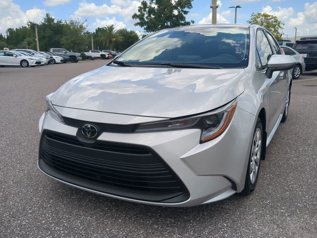 Thumbnail: 2025 Toyota Corolla - 2