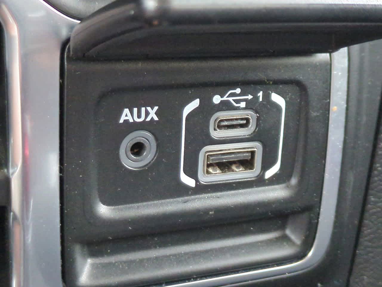 Thumbnail: 2020 Jeep Gladiator - 20