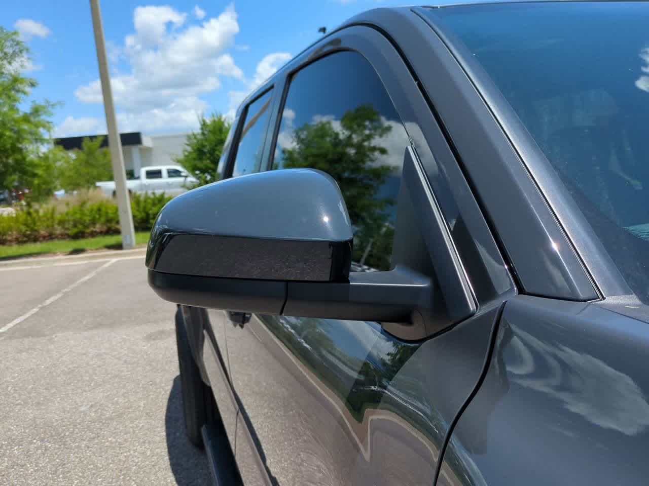 2025 Toyota Tacoma SR5 12