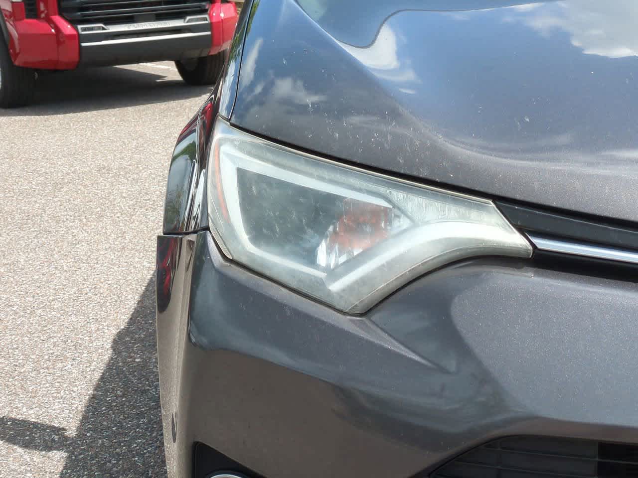 Thumbnail: 2017 Toyota RAV4 - 10