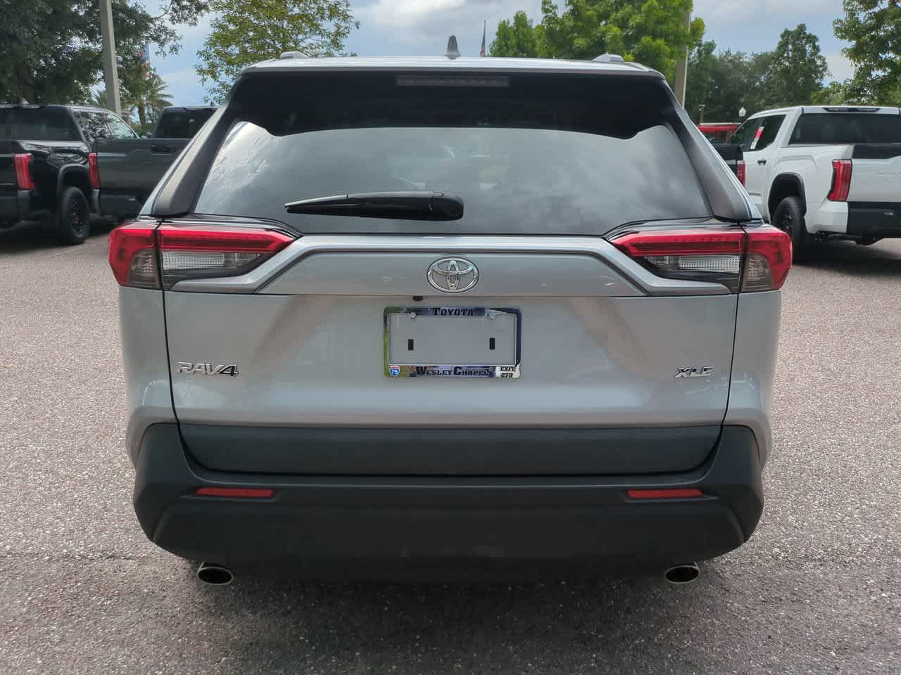 Thumbnail: 2021 Toyota RAV4 - 5