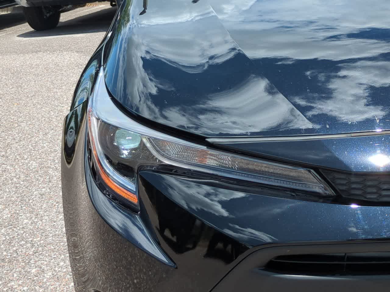 Thumbnail: 2025 Toyota Corolla - 10