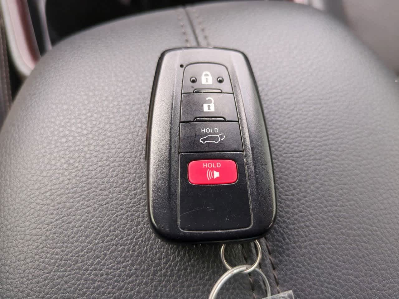 Thumbnail: 2019 Toyota RAV4 - 29